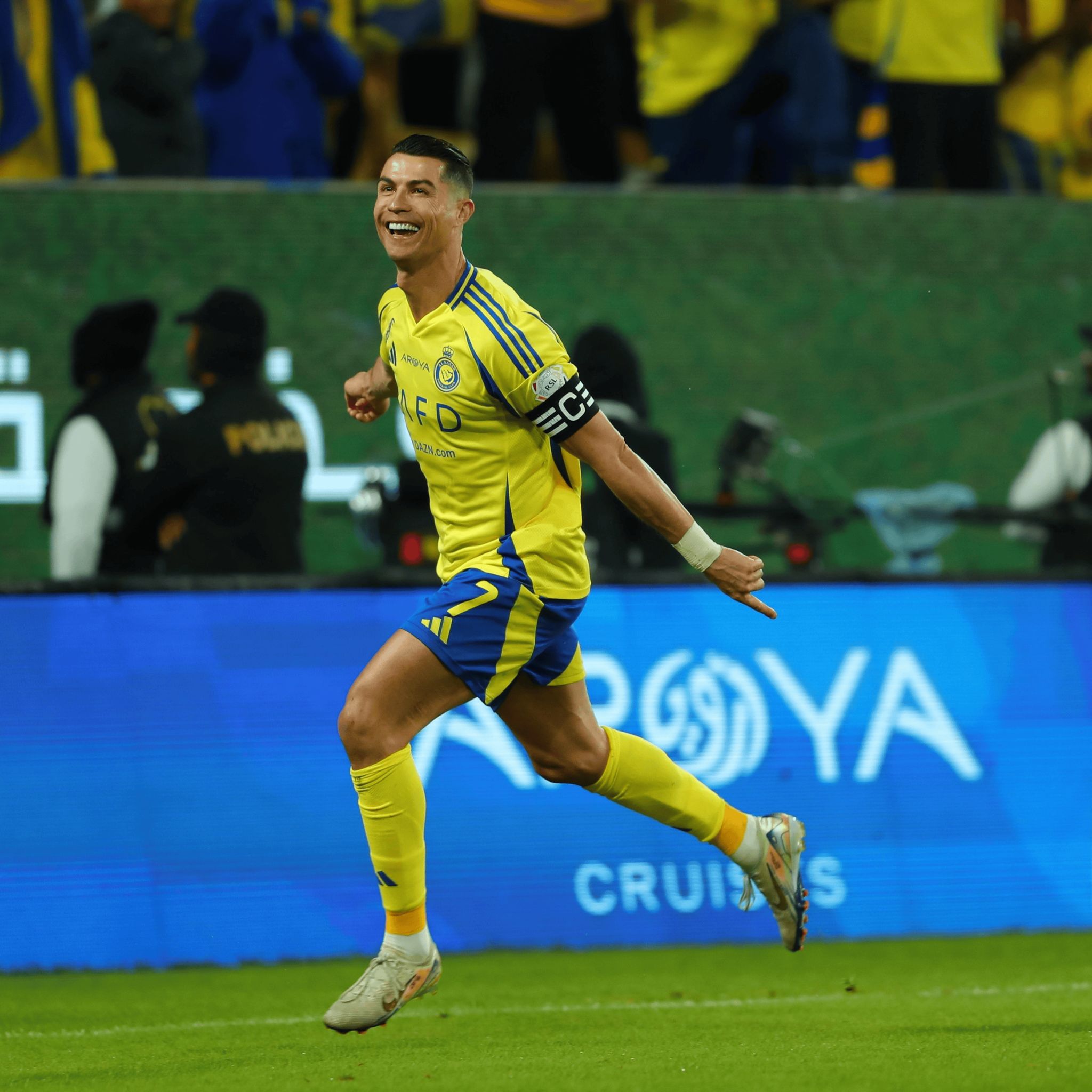 开云手机平台-C罗连续三场比赛得分超过出色发挥，G2不断突破！-开云手机平台