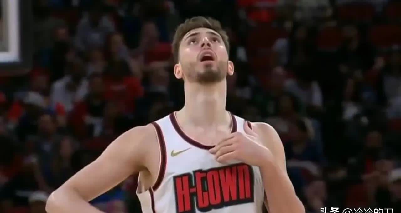 开云-雄鹿教练压力巨大!,Scout遭遇五持续失利热度持续攀升-开云